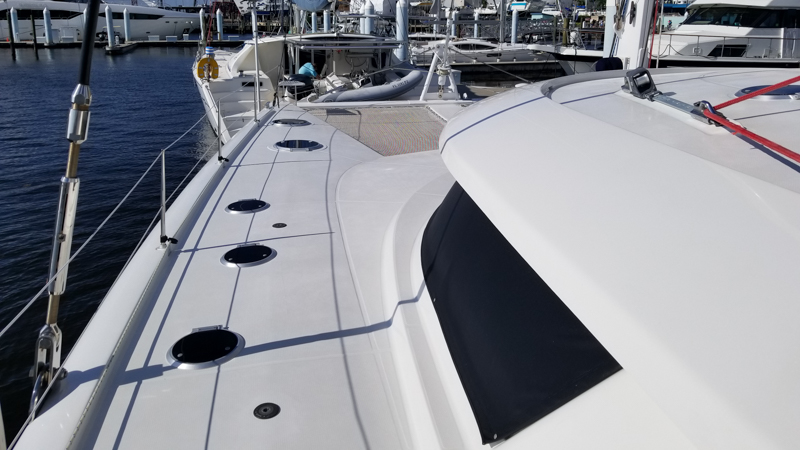 Eleuthera 60 - Port Side Deck