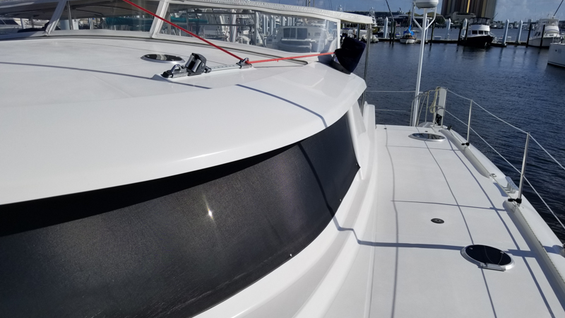 Eleuthera 60 - Starboard Side Deck