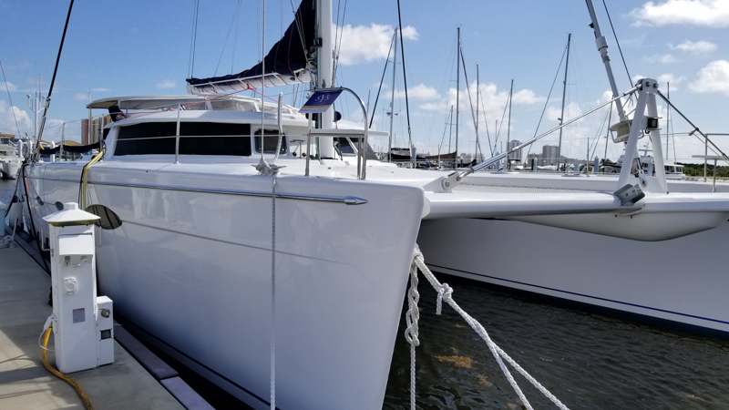 Eleuthera 60 - Bow