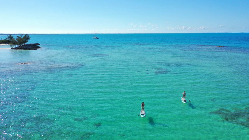 SV Seamlessly anchored by Treasure Cay, Bahamas