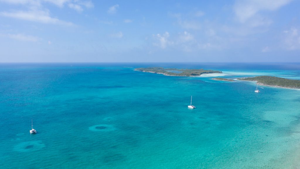 Seamlessly anchored by Rainbow Cay